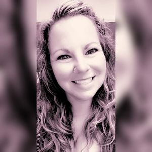 Meet your Posher, Leslie